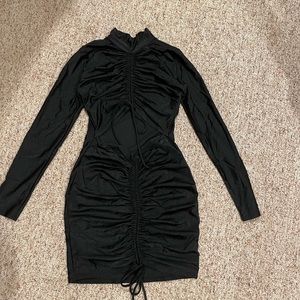 Bodycon open-back tie dress